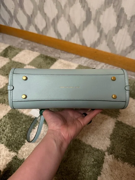 Coach Leather GLOV SW ZIP shoulder Bag - Picture 8 of 14